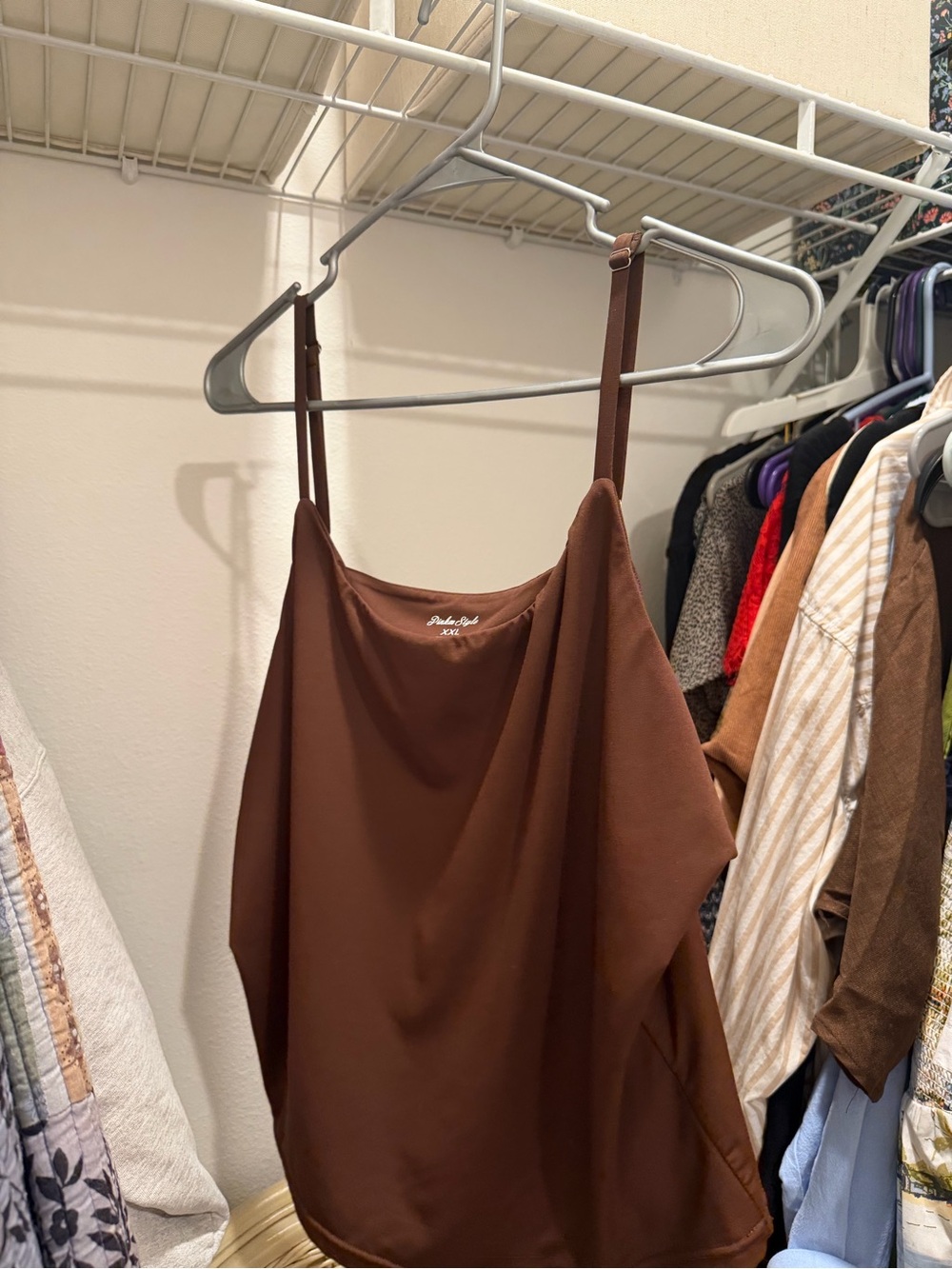 Brown tank and white tank